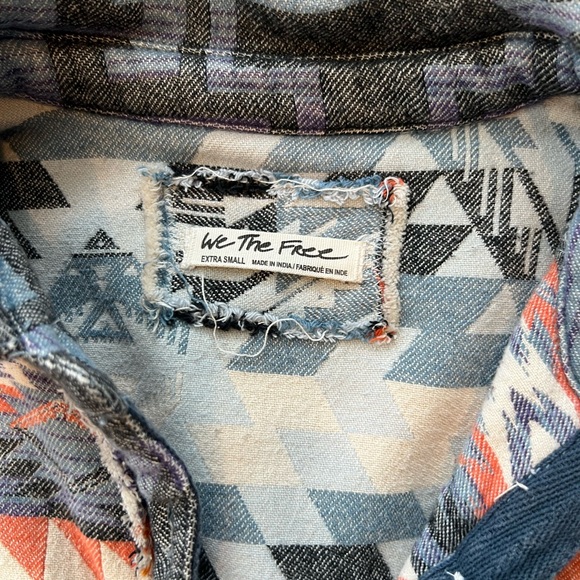 Like New We The Free Arizona Sky Pullover - Picture 5 of 5